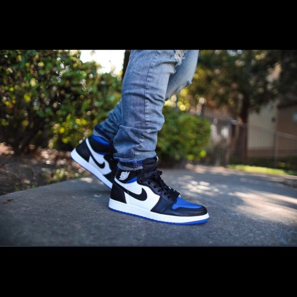 Meet Your Posher! - Picture 4 of 6